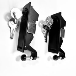 2 x  Lock Locking Compression (Standard key)